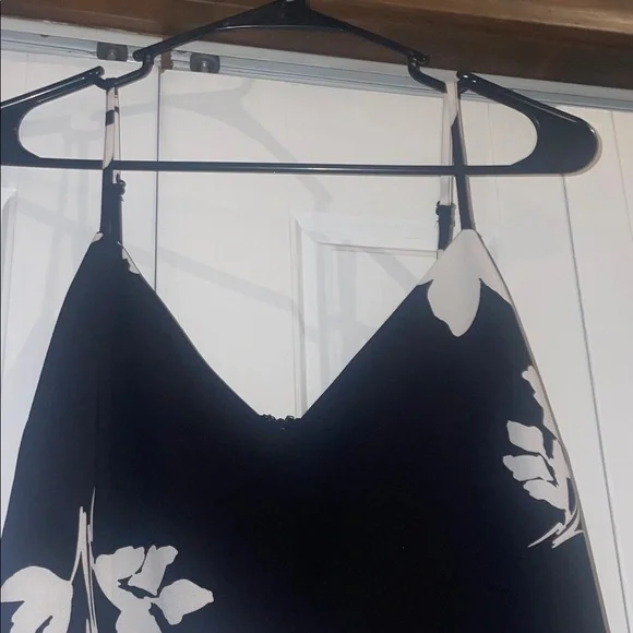 Bar III Black and White Floral Asymmetrical Dress - Picture 4 of 8